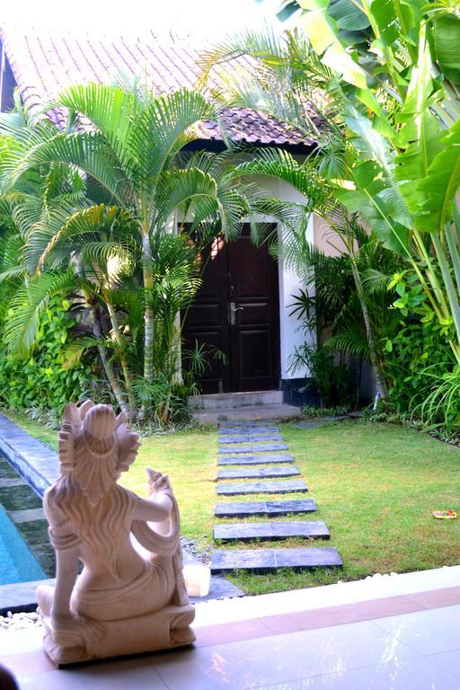 Villa Adhyatma Seminyak (Bali)